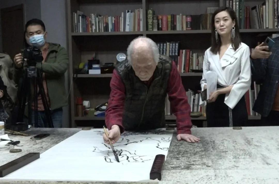 探索智慧火花，华岳论坛—网络时代的思想盛宴,华岳论坛网址