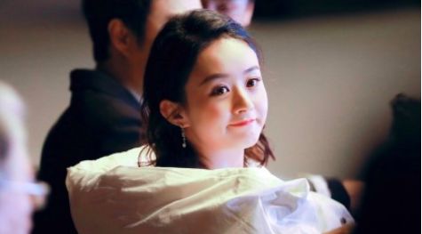探索管家婆20-45岁女性时尚新风尚 图片大全解析
strong>引言，解锁新时代女性的多元魅力—从管家到潮流引领者管家婆2024资料图片大全