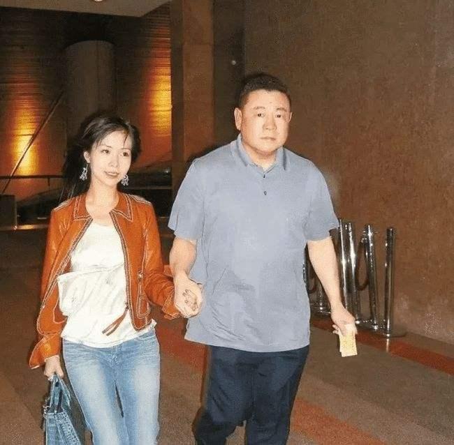 香港6和彩的数字游戏，理性与娱乐之间的微妙平衡（今晚开奖预测分析）香港6和彩今晚开什么数